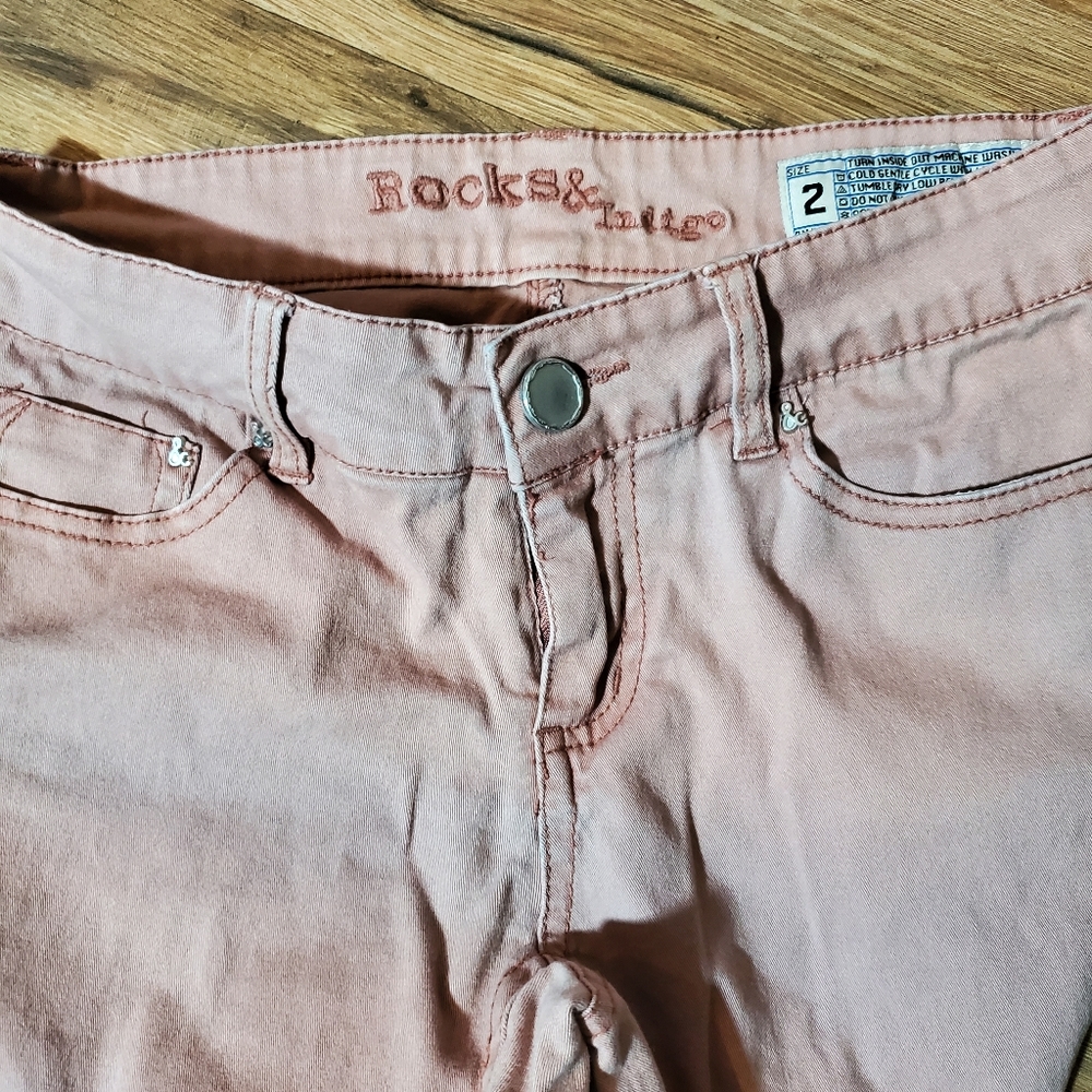 (#1) Rocks & Indigo Jeans Size 2 - Picture 5 of 5